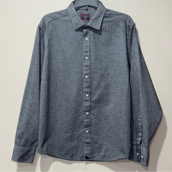 UNTUCK IT Large Slim Fit Light Flannel Chevron Gray Button Downs. 100% Cotton. - Picture 1 of 9